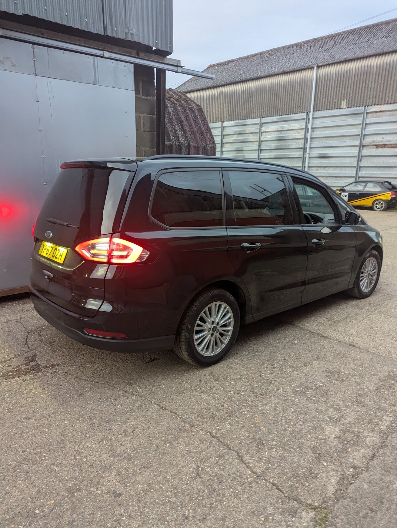 2018 Ford Galaxy Ledas
